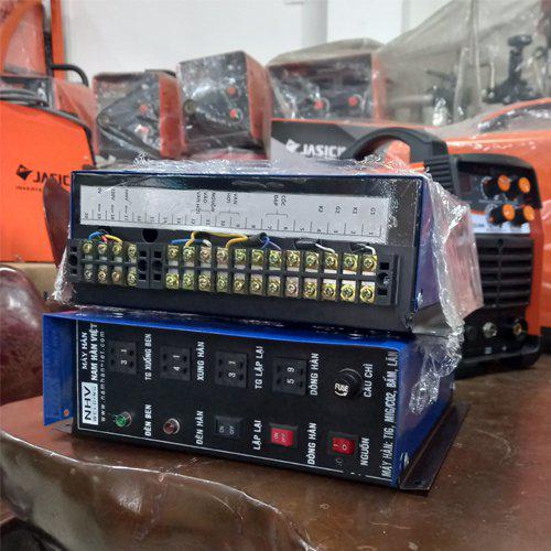 TỦ ĐIỀU KHIỂN MÁY HÀN BẤM